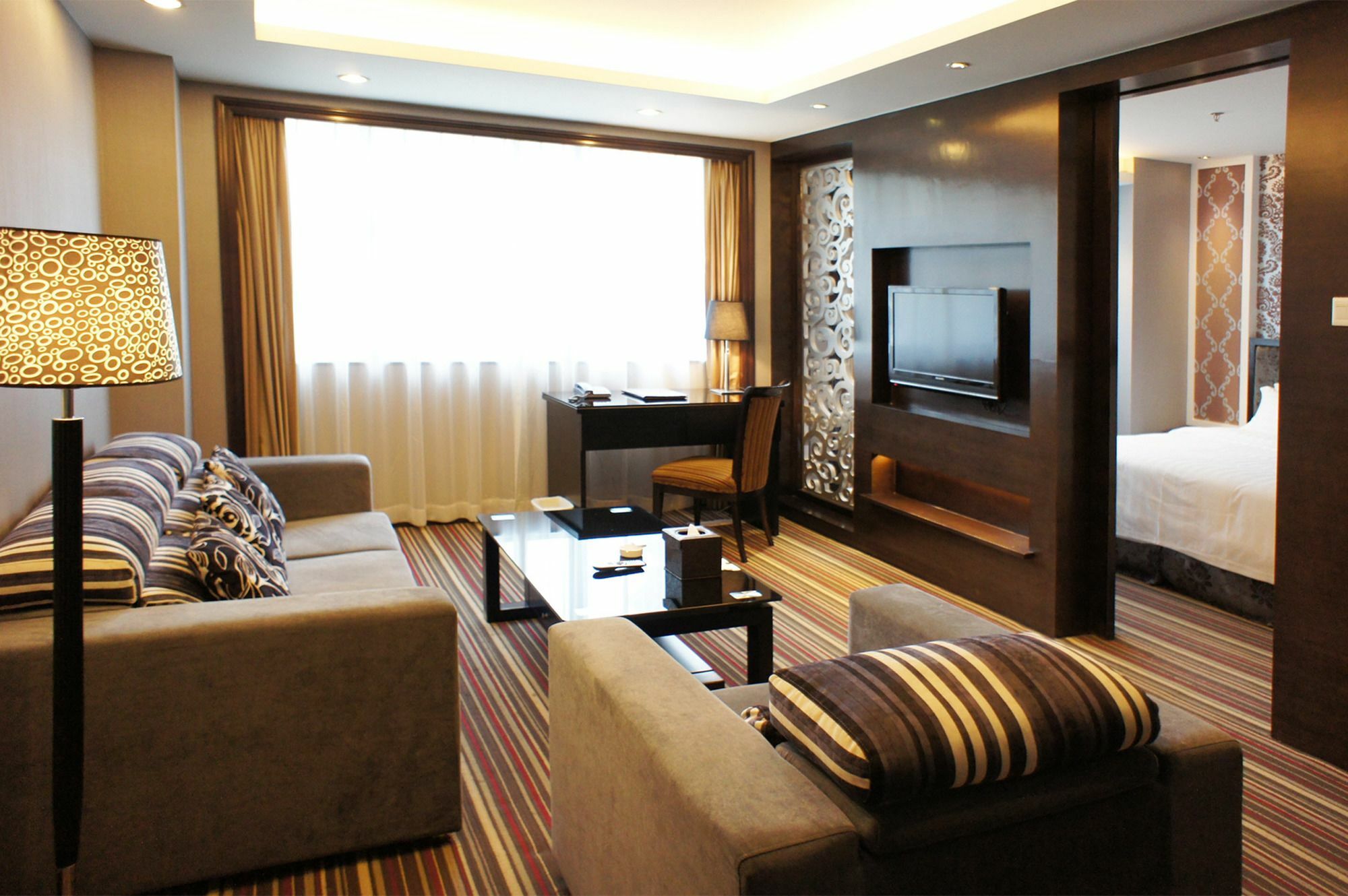 Shenzhen Lido Hotel Exterior photo